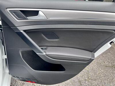 2015 Volkswagen Golf TDI S - Photo 21 - Portland, OR 97218