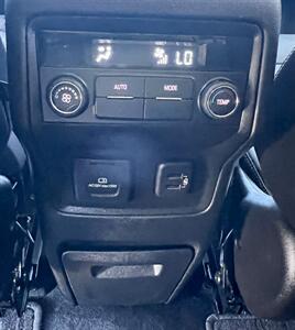 2019 GMC Acadia SLT-1   - Photo 21 - Portland, OR 97218