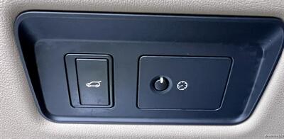 2016 Land Rover Range Rover Sport HSE Td6 - Photo 12 - Portland, OR 97218