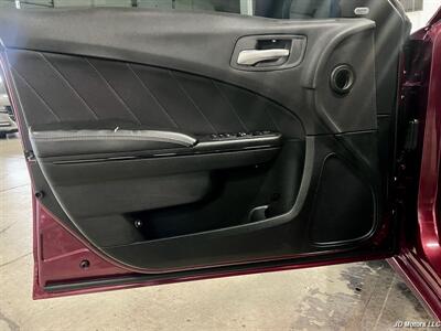 2017 Dodge Charger R/T   - Photo 11 - Portland, OR 97218