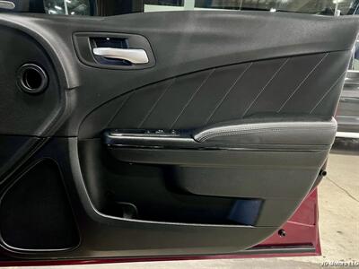 2017 Dodge Charger R/T   - Photo 17 - Portland, OR 97218