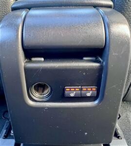 2012 Volvo XC60 3.2   - Photo 20 - Portland, OR 97218