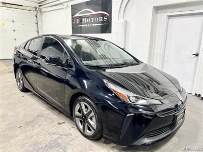 2020 Toyota Prius L Eco   - Photo 1 - Portland, OR 97206