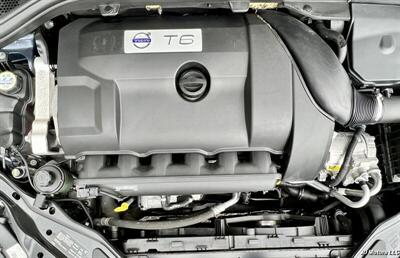 2013 Volvo XC60 T6   - Photo 8 - Portland, OR 97218