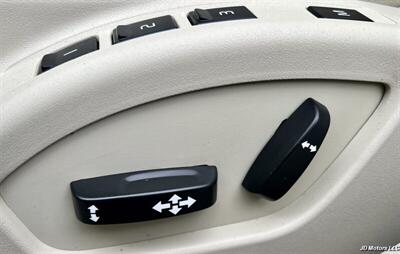 2013 Volvo XC60 T6   - Photo 15 - Portland, OR 97218