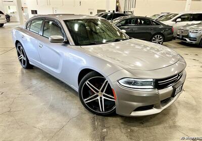 2015 Dodge Charger SE Sedan