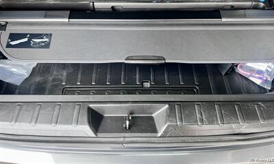 2019 Subaru Ascent Touring   - Photo 24 - Portland, OR 97218
