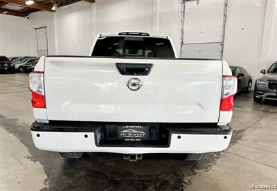 2018 Nissan Titan XD S   - Photo 4 - Portland, OR 97218