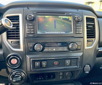 2018 Nissan Titan XD S   - Photo 16 - Portland, OR 97218
