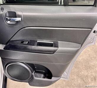 2014 Jeep Patriot Latitude   - Photo 16 - Portland, OR 97206