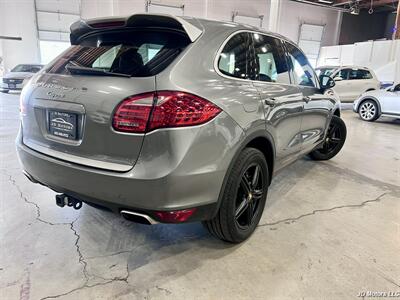 2014 Porsche Cayenne Platinum - Photo 3 - Portland, OR 97218