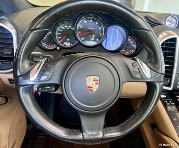 2014 Porsche Cayenne Platinum - Photo 12 - Portland, OR 97218