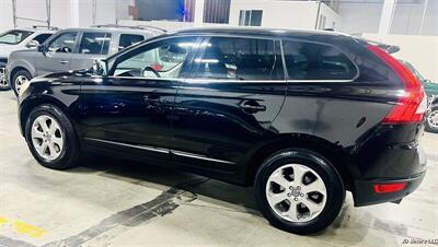 2013 Volvo XC60 3.2   - Photo 3 - Portland, OR 97218