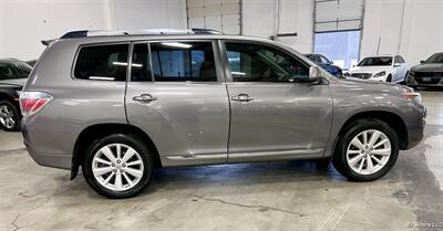 2012 Toyota Highlander Hybrid Limited   - Photo 2 - Portland, OR 97218