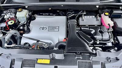2012 Toyota Highlander Hybrid Limited   - Photo 9 - Portland, OR 97218