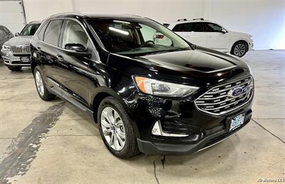 2019 Ford Edge Titanium   - Photo 1 - Portland, OR 97218