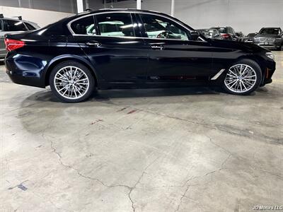 2017 BMW 530i   - Photo 2 - Portland, OR 97218