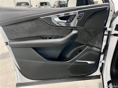 2020 Audi SQ7 4.0T quattro Prestige   - Photo 12 - Portland, OR 97218