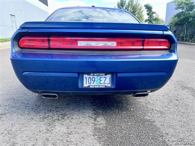 2010 Dodge Challenger R/T - Photo 5 - Portland, OR 97218