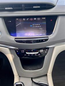 2017 Cadillac XT5 Premium Luxury - Photo 17 - Portland, OR 97218