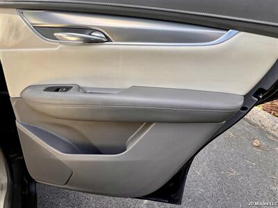 2017 Cadillac XT5 Premium Luxury - Photo 26 - Portland, OR 97218