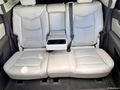 2017 Cadillac XT5 Premium Luxury - Photo 23 - Portland, OR 97218