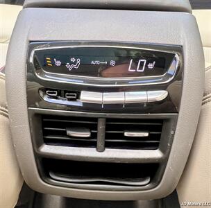 2017 Cadillac XT5 Premium Luxury - Photo 25 - Portland, OR 97218