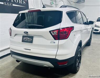 2019 Ford Escape SEL   - Photo 3 - Portland, OR 97206