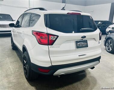 2019 Ford Escape SEL   - Photo 5 - Portland, OR 97206