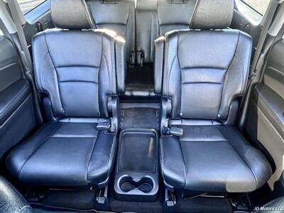 2017 Honda Pilot Elite   - Photo 24 - Portland, OR 97218