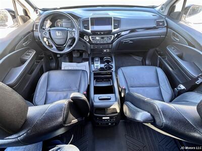 2017 Honda Pilot Elite   - Photo 11 - Portland, OR 97218