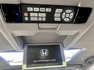 2017 Honda Pilot Elite   - Photo 21 - Portland, OR 97218