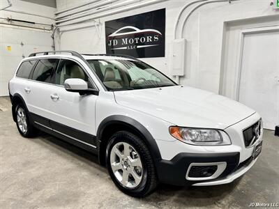 2010 Volvo XC70 3.2   - Photo 1 - Portland, OR 97206