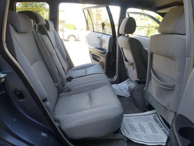 2005 Toyota Highlander   - Photo 56 - Sun Valley, CA 91352