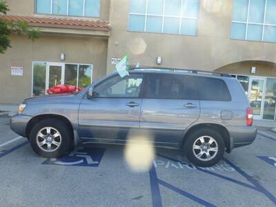 2005 Toyota Highlander   - Photo 2 - Sun Valley, CA 91352