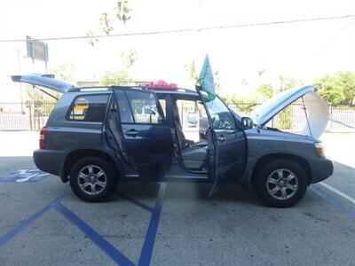 2005 Toyota Highlander   - Photo 63 - Sun Valley, CA 91352