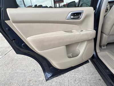 2015 Nissan Pathfinder S   - Photo 16 - Houston, TX 77083