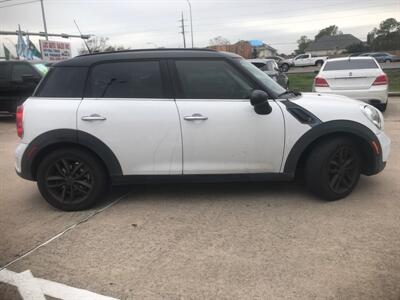 2011 MINI Cooper Countryman S   - Photo 8 - Houston, TX 77083