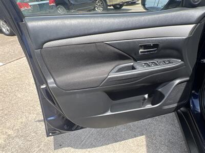 2018 Mitsubishi Outlander ES   - Photo 9 - Houston, TX 77083