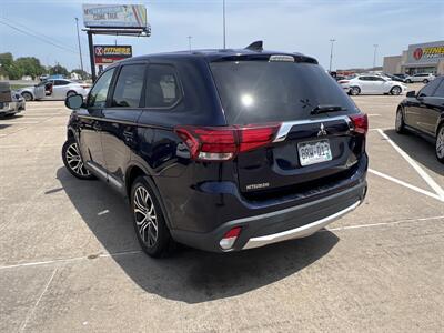 2018 Mitsubishi Outlander ES   - Photo 5 - Houston, TX 77083