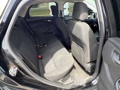 2018 Ford Focus SE   - Photo 21 - Houston, TX 77083