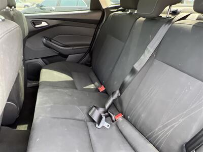 2018 Ford Focus SE   - Photo 18 - Houston, TX 77083
