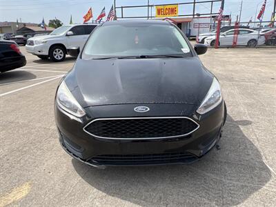 2018 Ford Focus SE   - Photo 2 - Houston, TX 77083