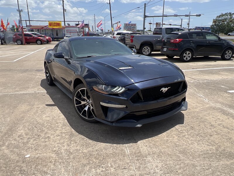 2021 Ford Mustang EcoBoost  