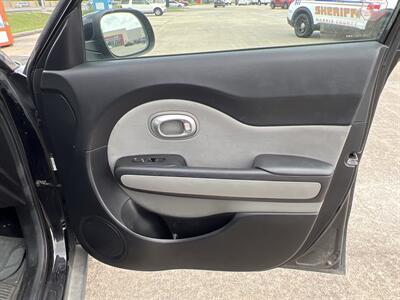 2016 Kia Soul   - Photo 21 - Houston, TX 77083