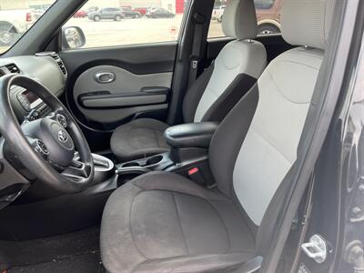 2016 Kia Soul   - Photo 13 - Houston, TX 77083