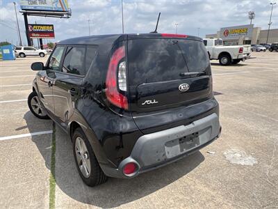 2016 Kia Soul   - Photo 5 - Houston, TX 77083