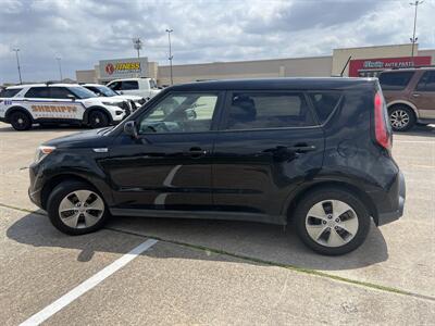 2016 Kia Soul   - Photo 4 - Houston, TX 77083