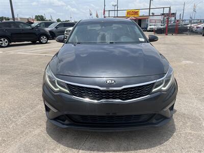 2019 Kia Optima LX   - Photo 2 - Houston, TX 77083