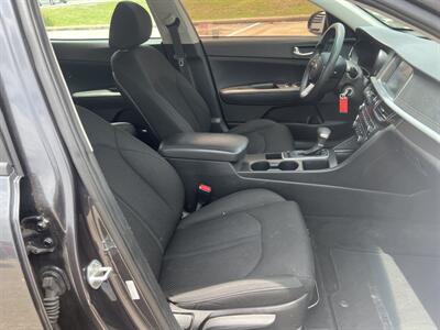 2019 Kia Optima LX   - Photo 26 - Houston, TX 77083